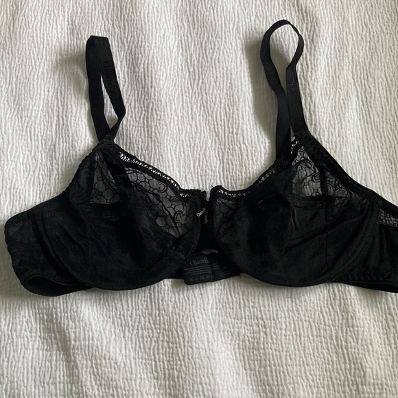 Chantelle Other - Chantelle Black Lace Underwire Bra with Adjustable Straps